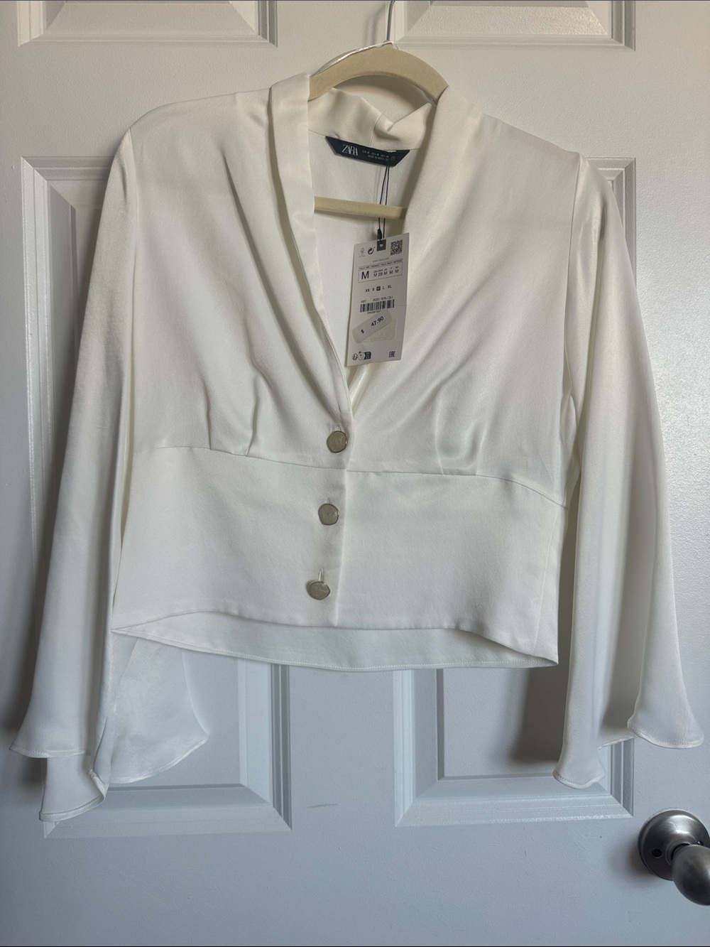 Zara Cream Button-Front Cropped Satin Top